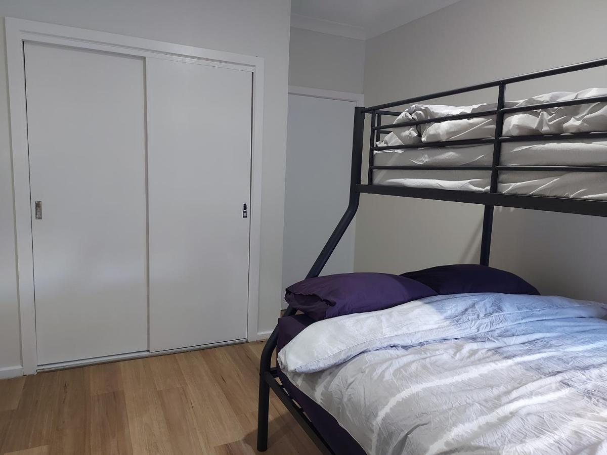 Maruve Guesthouse 12 Min From Melb Airport Мельбурн Екстер'єр фото